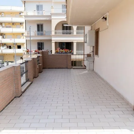 La Casa Del Sole - Fronte Mare Apartman