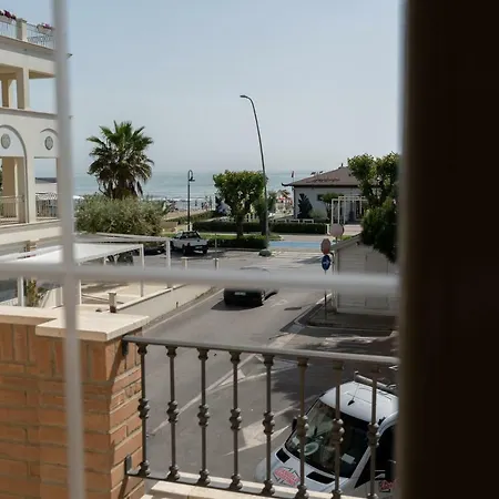 Appartamento La Casa Del Sole - Fronte Mare Alba Adriatica